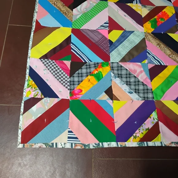 Vintage Handmade Quilt 66x50 Colorful 1970s–80s Era - Picture 2 of 10